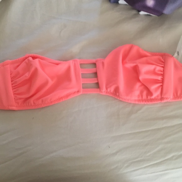 Victoria’s Secret Bikini Top - Picture 3 of 7